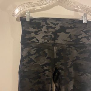 NWOT Spanx Faux Leather Leggings